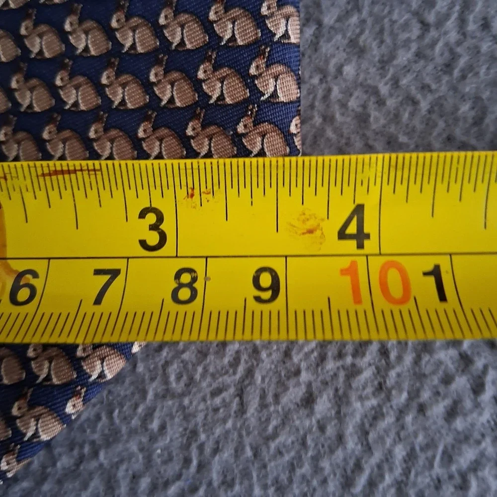 Brooks Brothers Basics Men's Silk Necktie Made in USA Blue Gold Rabbits Bunnies